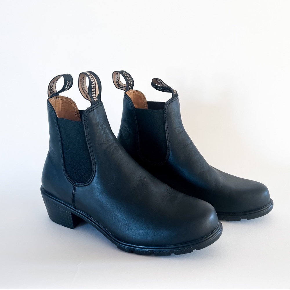 Women’s Heeled Blundstone Boot - Size 8